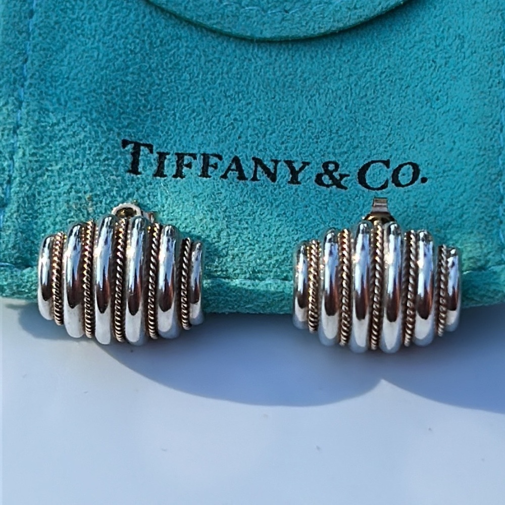 HP ⭐️🎉🎊🍾💕Tiffany & Co. Sterling Silver 14K Yellow Gold Ribbed Earrings